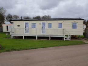 S460 8 BERTH CARAVAN ON THE GOLDEN PALM CHAPEL ST LEONARDS